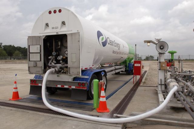LNG truck